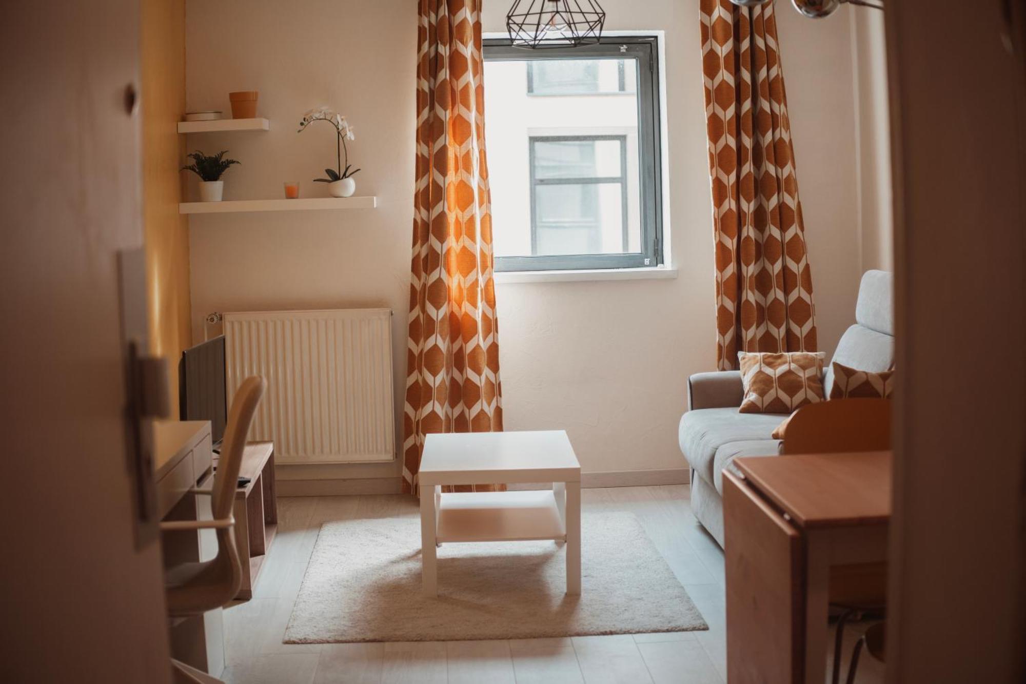 Bel Appartement Au Calme Avec Parking 里昂 外观 照片